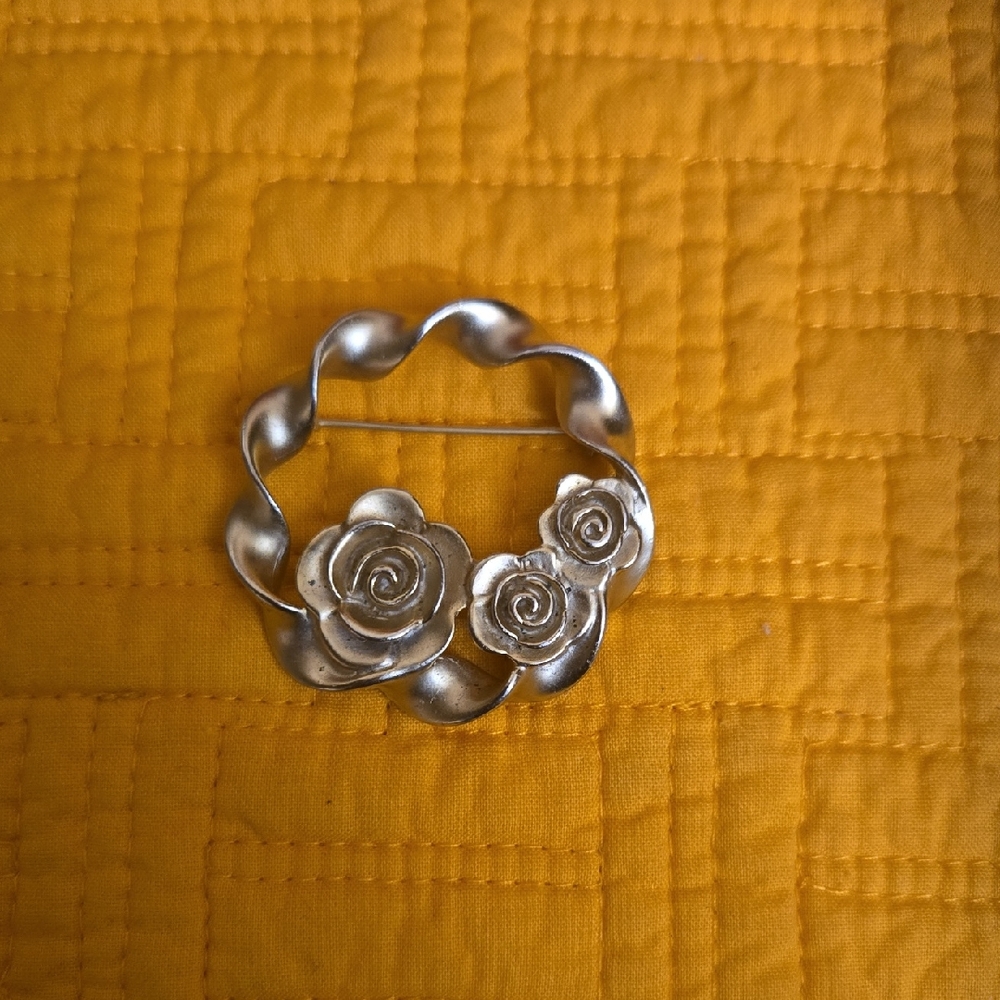 Elegant Gold Plated Floral Brooch